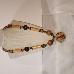 Wooden safari necklace